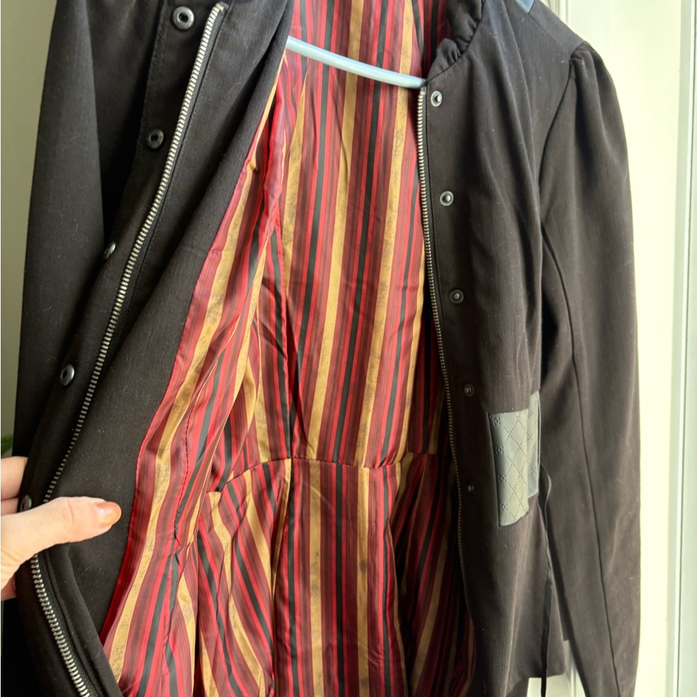 Hot Topic Alice Through The Looking Glass trench coat, no flaws, worn once - Picture 9 of 10